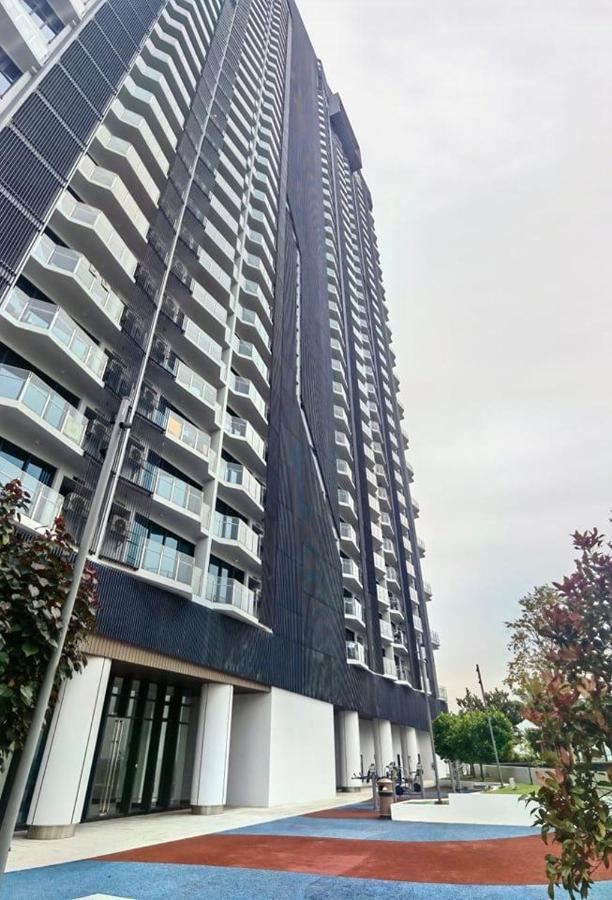 C1113 Almas Suites Galaxy Space Netflix By Stay Nusajaya  Exteriör bild