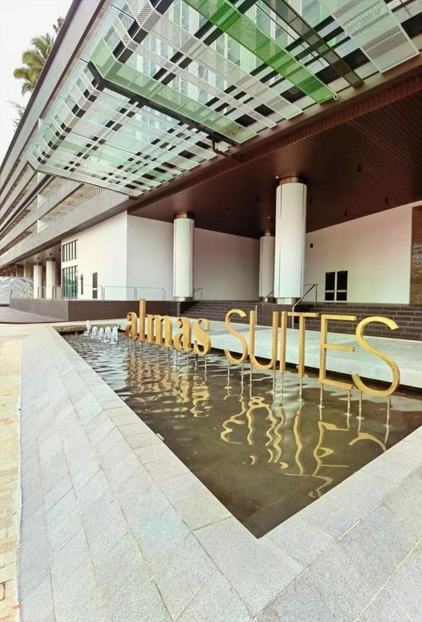C1113 Almas Suites Galaxy Space Netflix By Stay Nusajaya  Exteriör bild